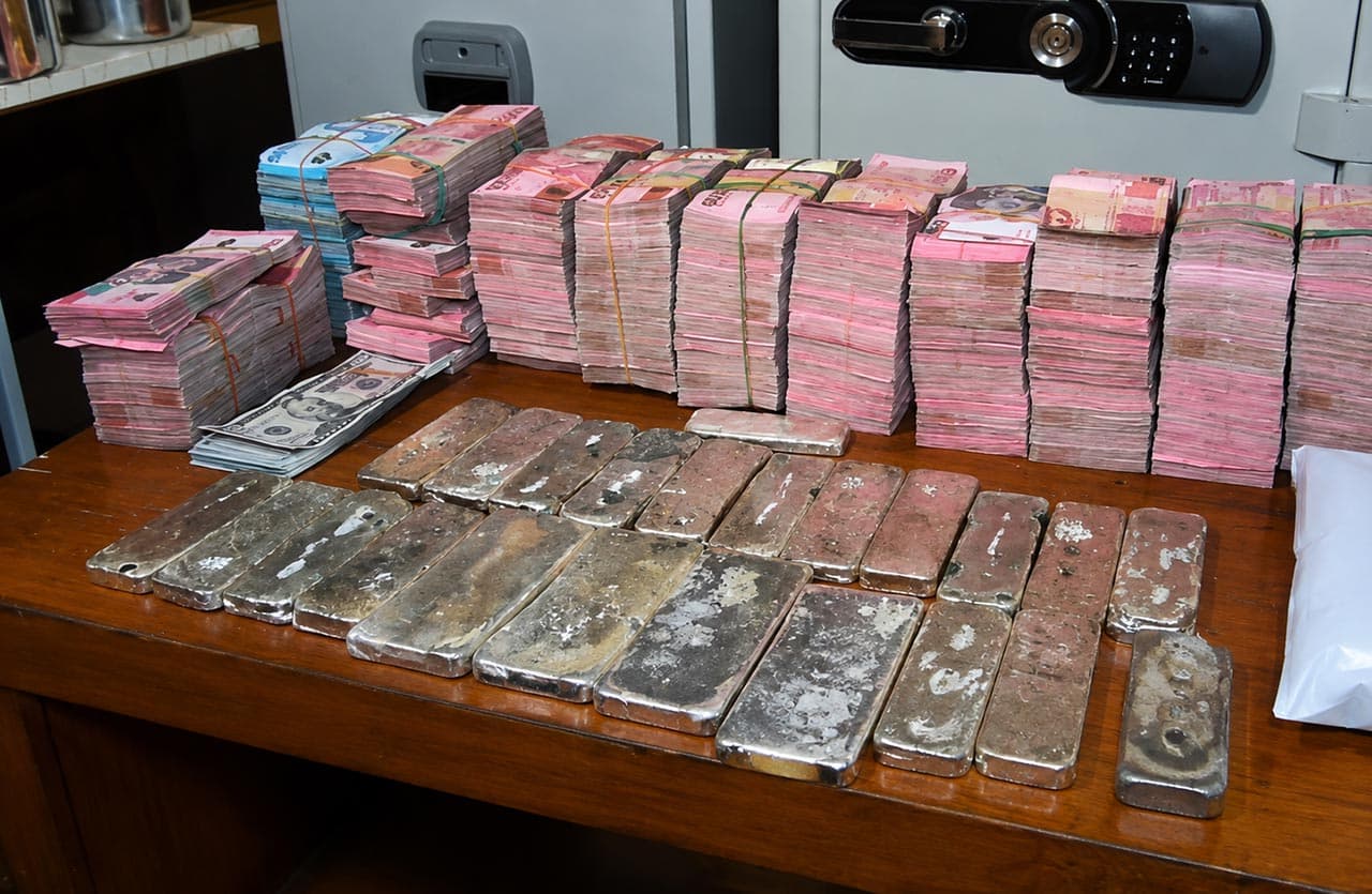 Gold Smuggling Ring Busted in Jakarta, Impacts Bali Tourism Economy