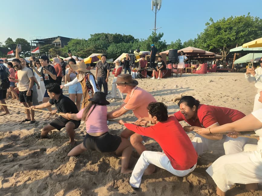Foreign Visitors Celebrate Indonesia's Independence Day at Legian Beach