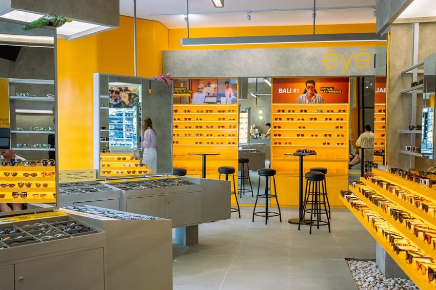 Eyerizz Eyewear: Your Complete Prescription Glasses Solution in Bali